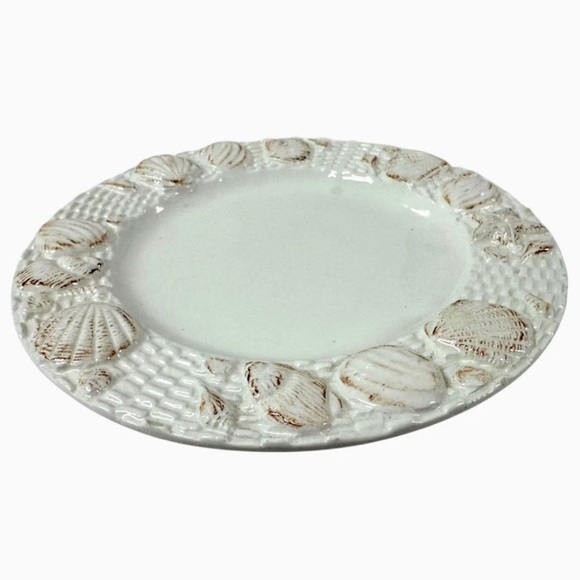 Ambiance Collection By The Shore Seashell Embossed Plates Set of 4 Coastal Vintg - Picture 10 of 11